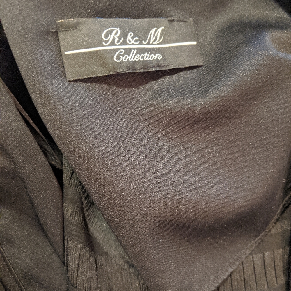 SALE!! TODAY SALE ONLY!! R&M Collection Dress - Picture 3 of 7